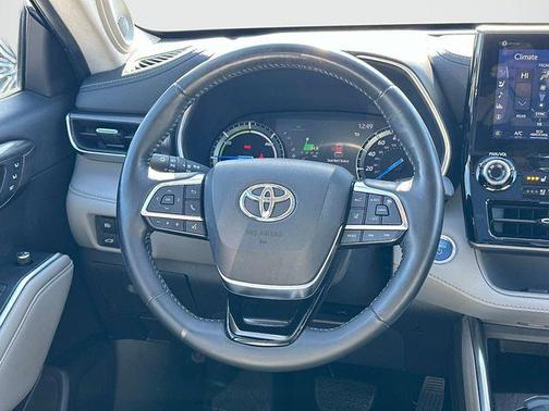 2021 Toyota Highlander Hybrid Limited