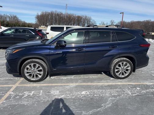 2021 Toyota Highlander Hybrid Limited