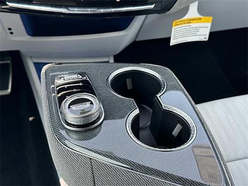 2025 Cadillac OPTIQ Sport 2 AWD