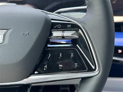 2025 Cadillac OPTIQ Sport 2 AWD