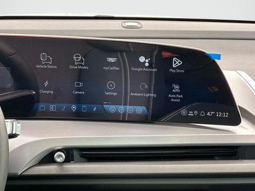 2026 Cadillac VISTIQ Luxury