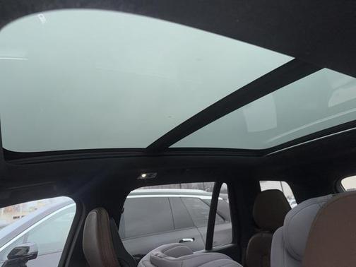 2020 Volvo XC90 T6 Momentum