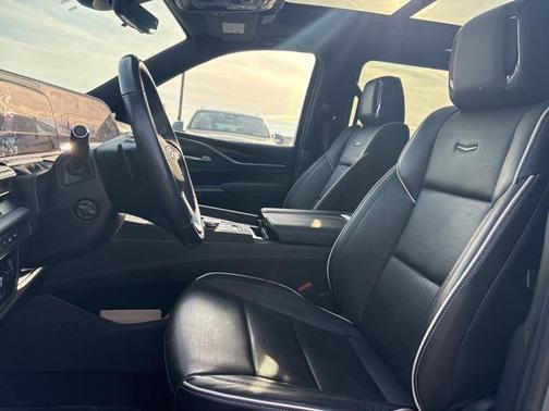 2023 Cadillac Escalade ESV Sport