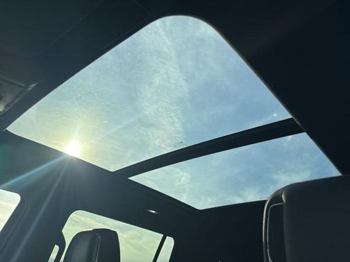 2023 Cadillac Escalade ESV Sport