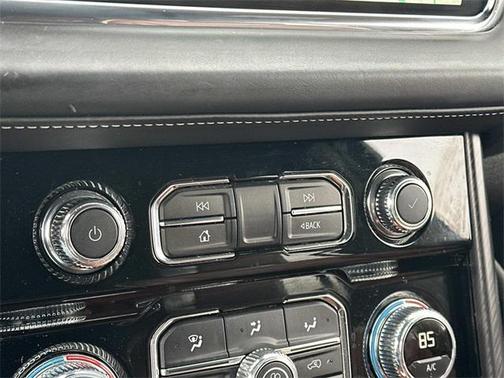 2024 GMC Yukon XL Denali Ultimate