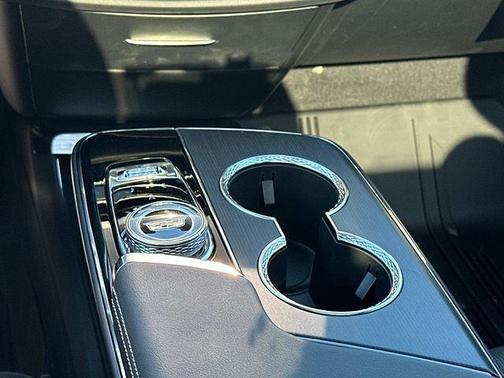 2026 Cadillac LYRIQ V