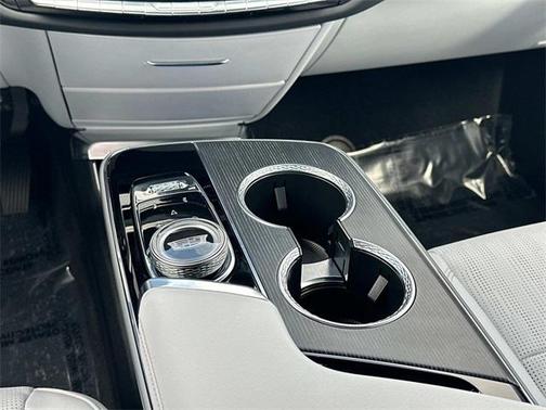 2024 Cadillac LYRIQ Luxury w/1SD