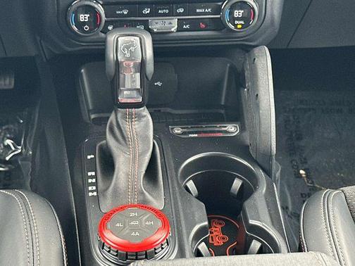 SHADOW BLACK 2024 Ford Bronco Raptor