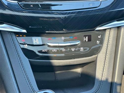 2025 Cadillac XT6 Premium Luxury AWD