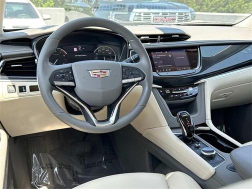 2023 Cadillac XT6 Premium Luxury AWD