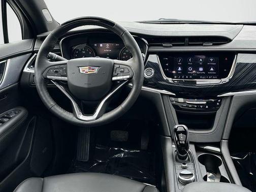 2025 Cadillac XT6 Premium Luxury AWD