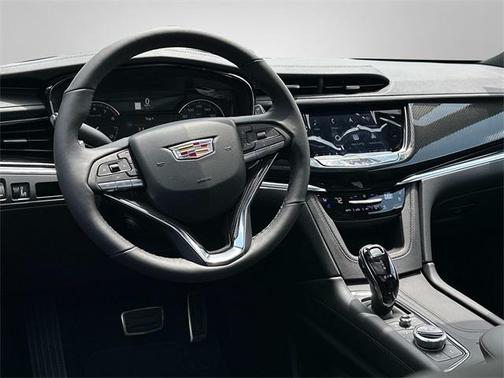 2025 Cadillac XT6 Sport AWD