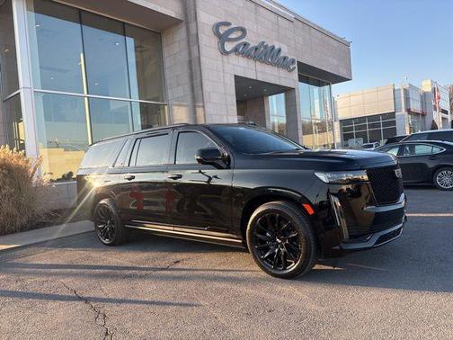 2023 Cadillac Escalade ESV Sport Platinum