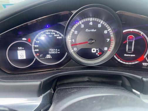 2018 Porsche Panamera Turbo