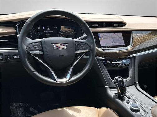 2022 Cadillac XT6 Premium Luxury AWD