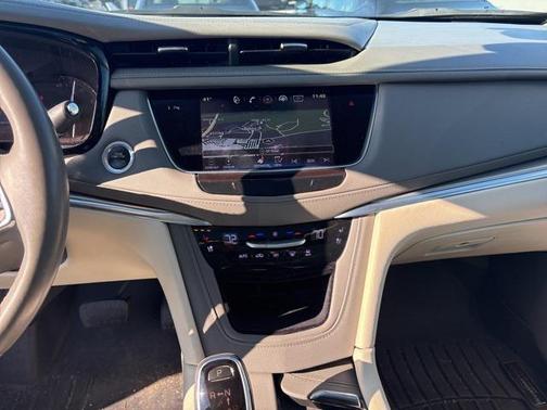 2017 Cadillac XT5 Premium Luxury