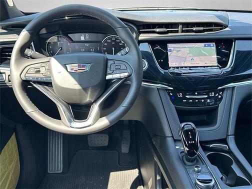 2025 Cadillac XT6 Premium Luxury AWD