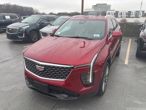 2024 Cadillac XT4 Premium Luxury