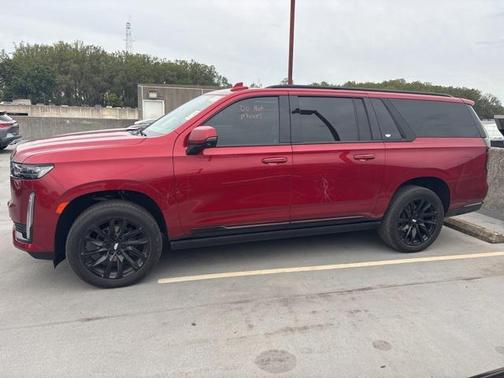 2023 Cadillac Escalade ESV Sport Platinum