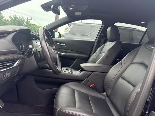 2023 Cadillac XT4 Sport