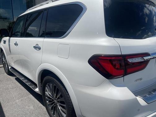 2021 INFINITI QX80 SENSORY AWD