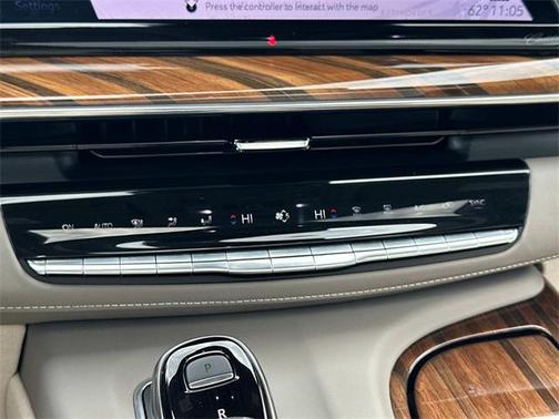 2024 Cadillac Escalade ESV Sport Platinum