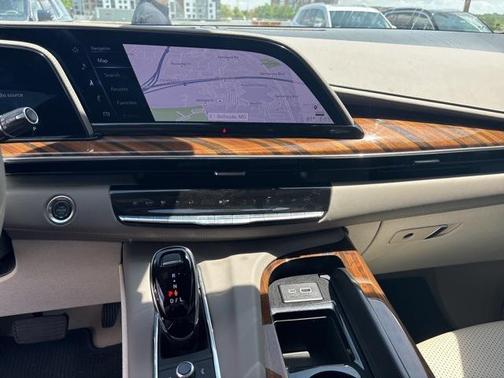 2024 Cadillac Escalade ESV Sport Platinum