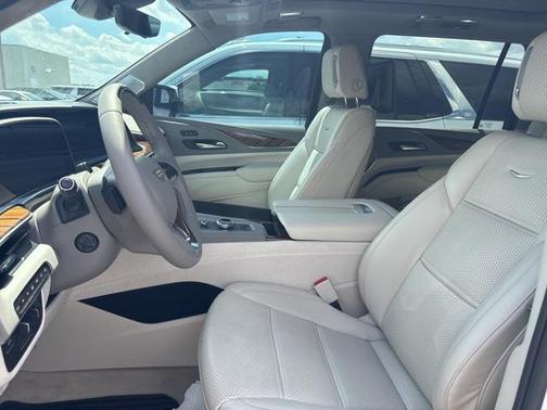 2024 Cadillac Escalade ESV Sport Platinum