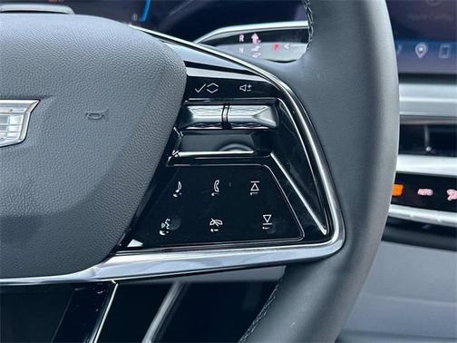 2025 Cadillac LYRIQ Luxury w/1SD