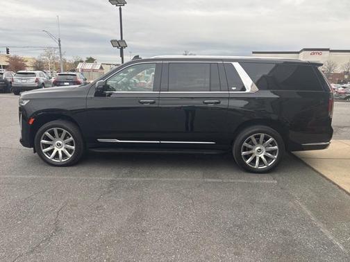 2023 Cadillac Escalade ESV Premium Luxury Platinum