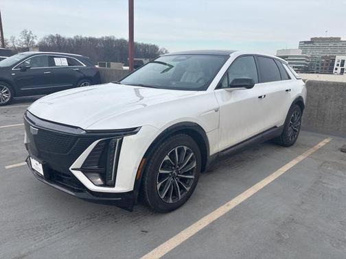 2025 Cadillac LYRIQ Sport