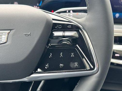 2025 Cadillac LYRIQ Luxury