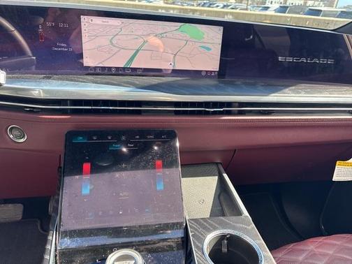 2025 Cadillac Escalade ESV Sport
