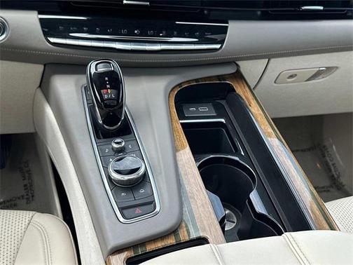 2022 Cadillac Escalade ESV Premium Luxury Platinum