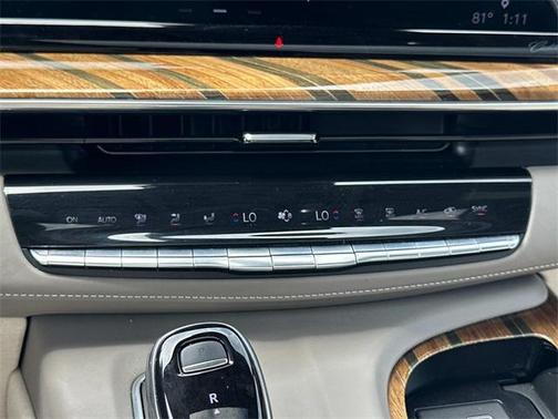 2022 Cadillac Escalade ESV Premium Luxury Platinum