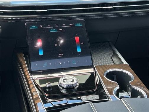 2025 Cadillac Escalade ESV Sport Platinum