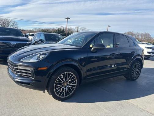 2023 Porsche Cayenne Platinum Edition