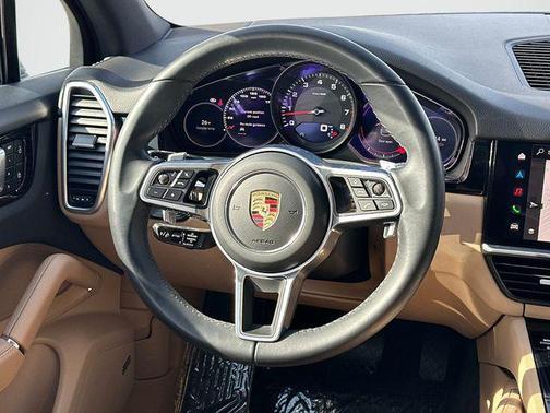 2023 Porsche Cayenne Platinum Edition