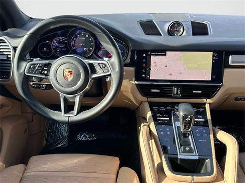 2023 Porsche Cayenne Platinum Edition