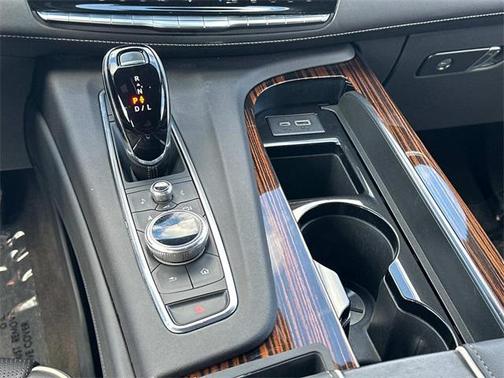 2022 Cadillac Escalade ESV Premium Luxury
