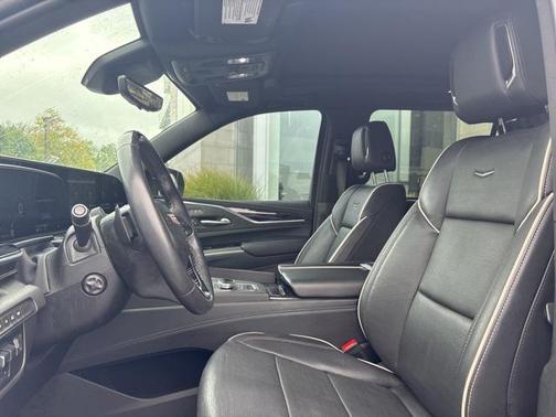2023 Cadillac Escalade ESV Sport