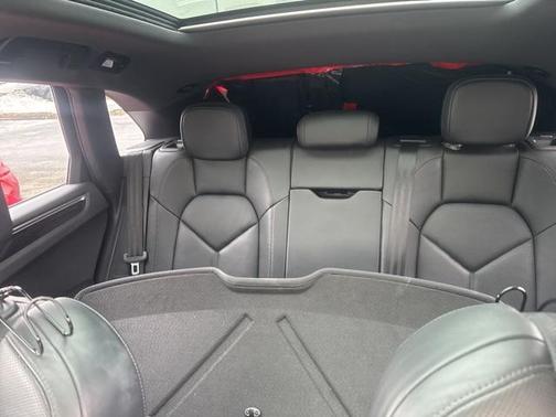 2020 Porsche Macan S