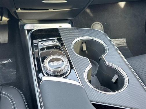 2025 Cadillac LYRIQ Luxury w/1SD