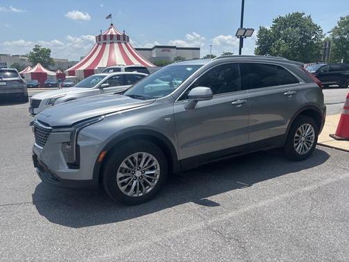 2024 Cadillac XT4 Premium Luxury