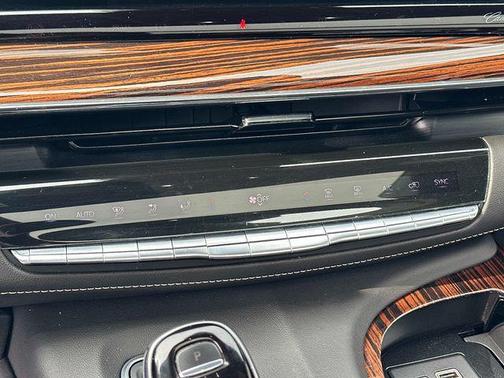 2021 Cadillac Escalade ESV Premium Luxury