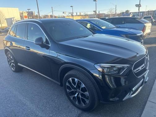 2025 Mercedes-Benz GLC 350e Base