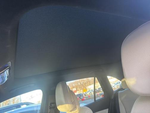 2025 Mercedes-Benz GLC 350e Base