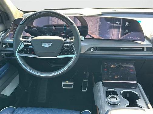 2026 Cadillac VISTIQ Premium Luxury