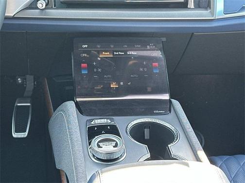 2026 Cadillac VISTIQ Premium Luxury