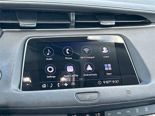 2020 Cadillac XT4 Luxury